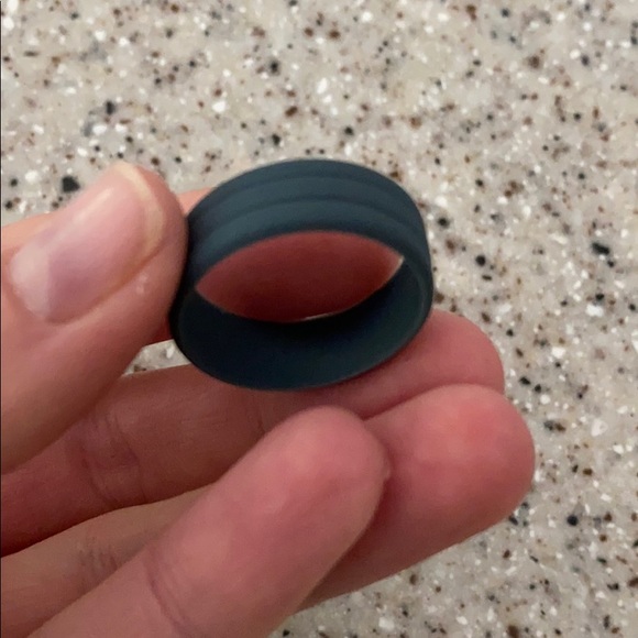 Silicone ring - Picture 3 of 3